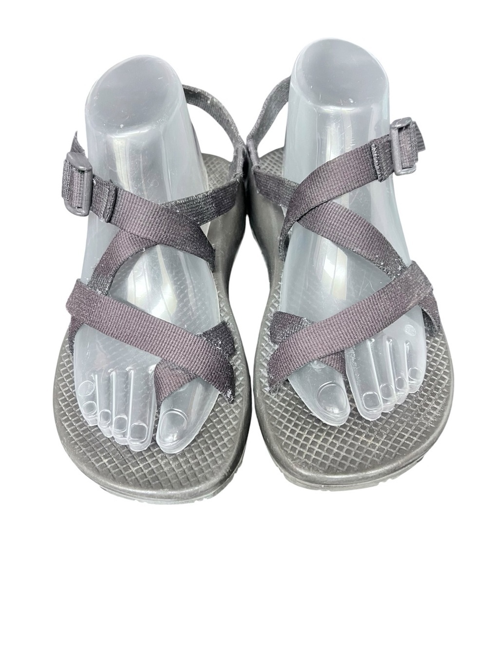 Chaco Women’s Z/2 Classic Sandal in Black sz8